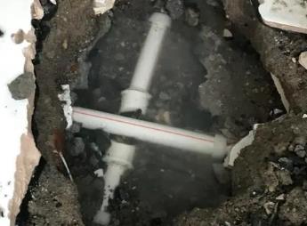 潜江阳台漏水维修公司为您分享楼上楼下漏水怎么处理